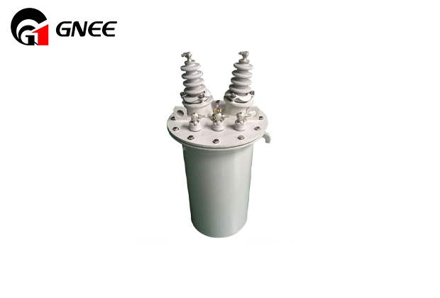 Core type distribution transformer